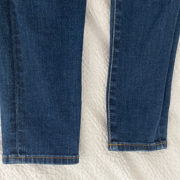 AG The Farrah Skinny (29) - Picture 7 of 9